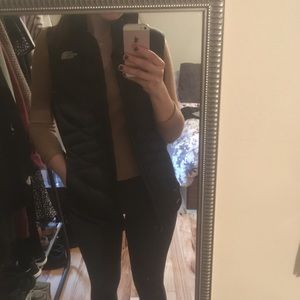 Small Black 550 down The North Face vest